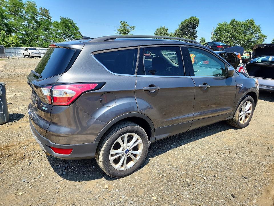 Aukcja sprzedaży 2017 Ford Escape, vin: 1FMCU9GD5HUD55986, numer aukcji: 61619766