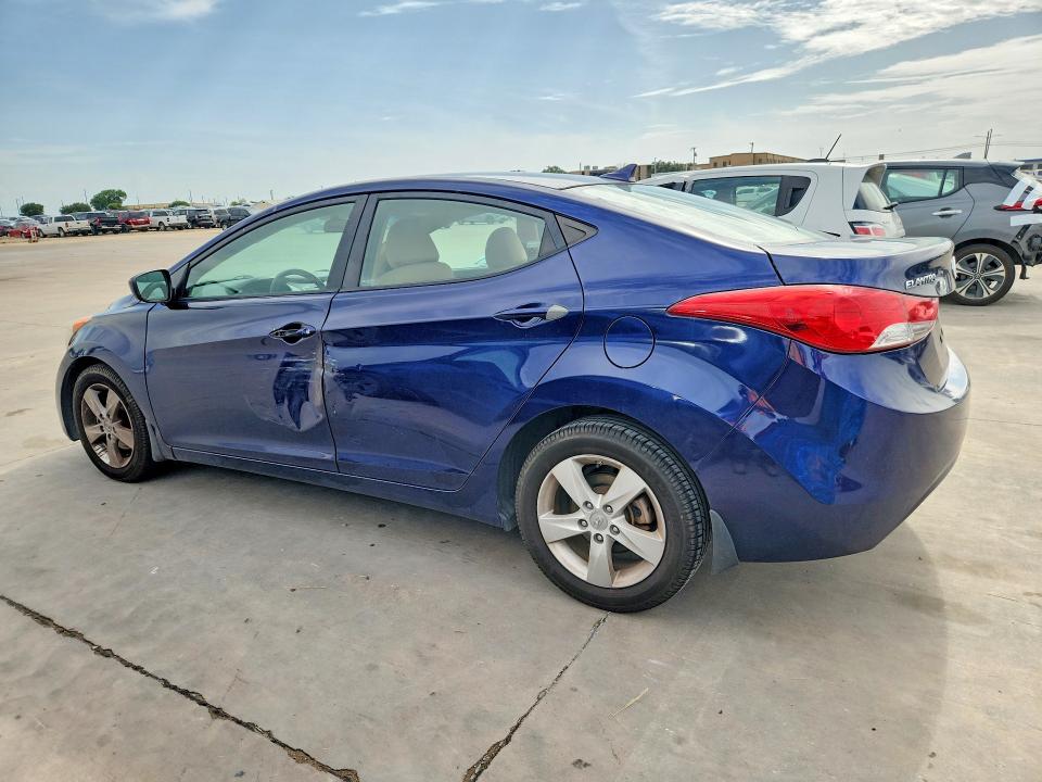 60721316 :رقم المزاد ، 5NPDH4AE4DH263676 vin ، 2013 Hyundai Elantra مزاد بيع