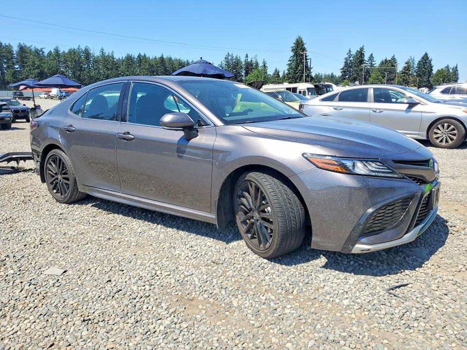 62423746 :رقم المزاد ، 4T1K31AK0PU615443 vin ، 2023 Toyota Camry مزاد بيع