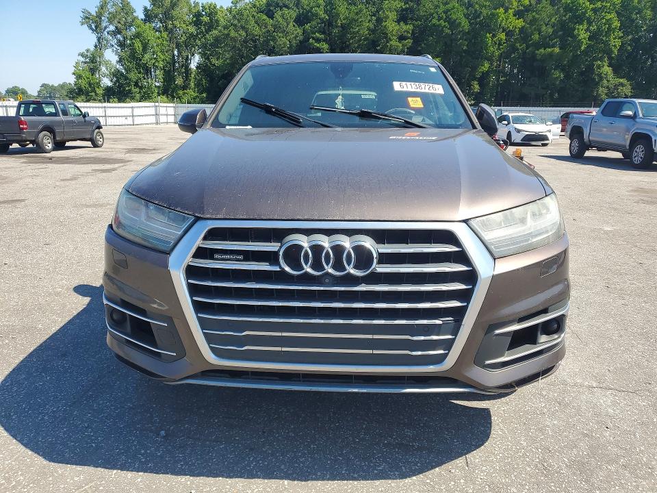 61138726 :رقم المزاد ، WA1VABF78HD011118 vin ، 2017 Audi Q7 مزاد بيع