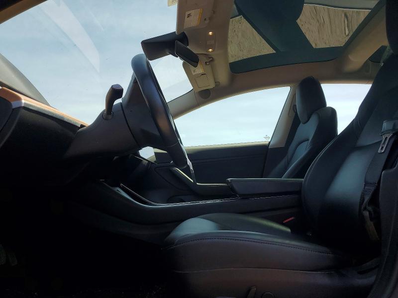 60571406 :رقم المزاد ، 5YJ3E1EA9JF179874 vin ، 2018 Tesla Model 3 مزاد بيع