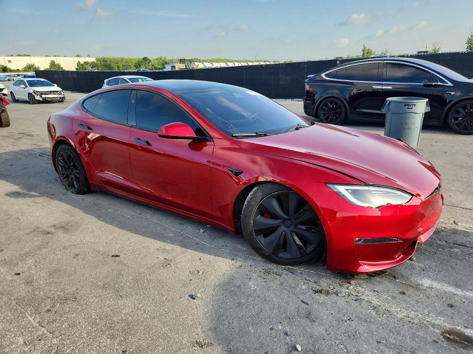61793156 :رقم المزاد ، 5YJSA1E61SF548456 vin ، 2025 Tesla Model S مزاد بيع