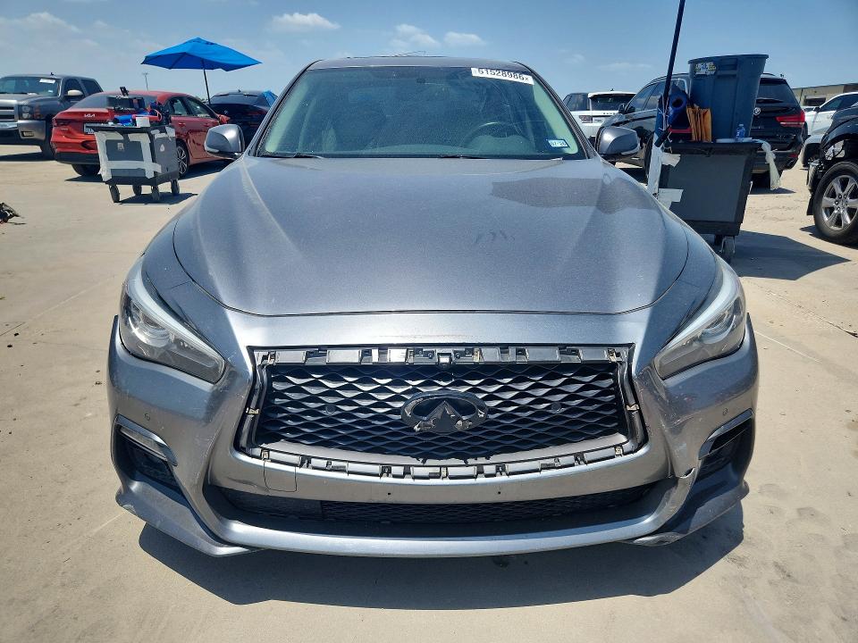 61528986 :رقم المزاد ، JN1EV7APXJM355394 vin ، 2018 Infiniti Q50 مزاد بيع