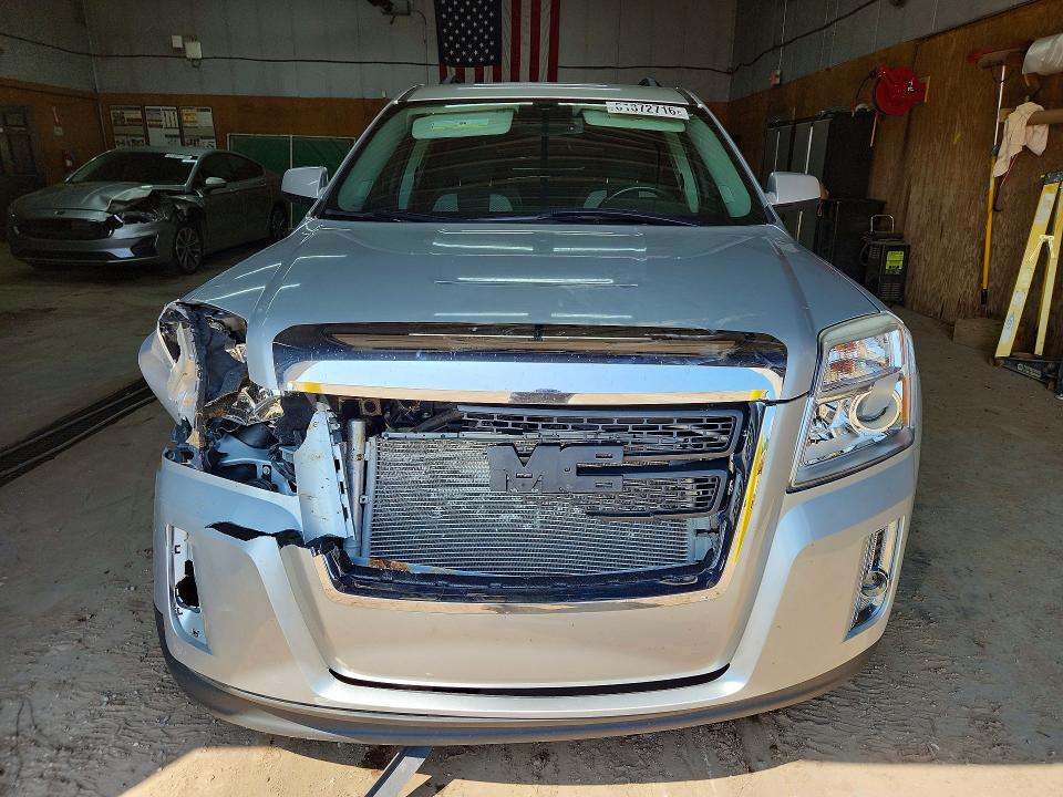 61872716 :رقم المزاد ، 2GKFLSE55C6144581 vin ، 2012 Gmc Terrain مزاد بيع