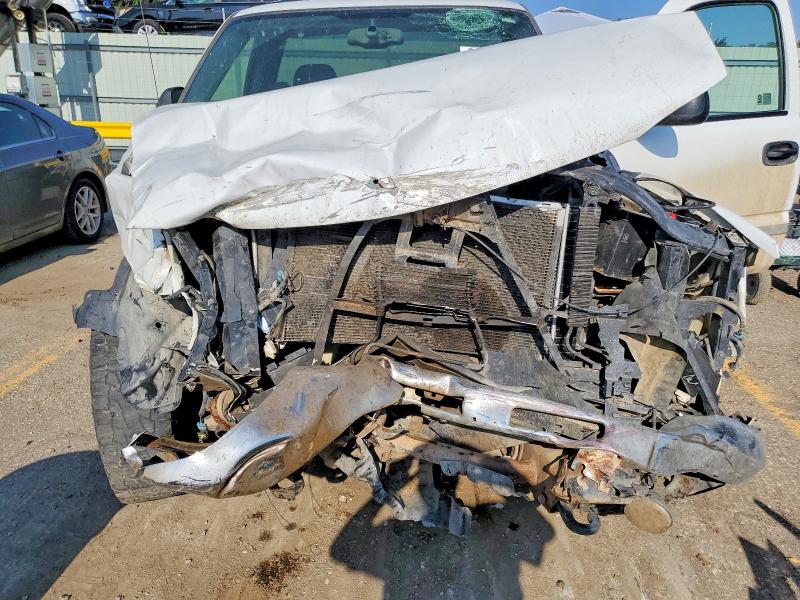 63014156 :رقم المزاد ، 1GTHK24U15E198720 vin ، 2005 Gmc Sierra مزاد بيع