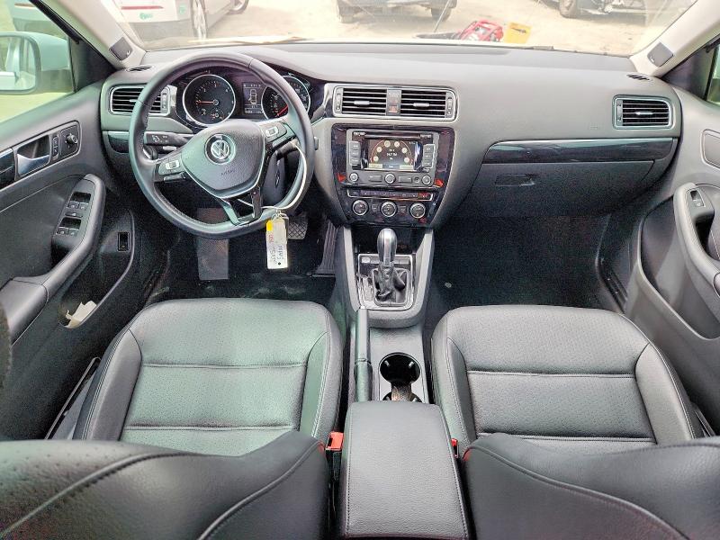 Продажа на аукционе авто 2015 Volkswagen Jetta, vin: 3VWLA7AJ5FM201664, номер лота: 61732386