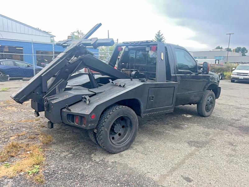 61806786 :رقم المزاد ، 1FDXF46P34EC95608 vin ، 2004 Ford F450 مزاد بيع