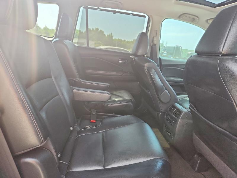 59800486 :رقم المزاد ، 5FNYF5H63KB014423 vin ، 2019 Honda Pilot مزاد بيع