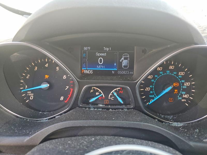 62405536 :رقم المزاد ، 1FMCU0JXXEUE00107 vin ، 2014 Ford Escape مزاد بيع