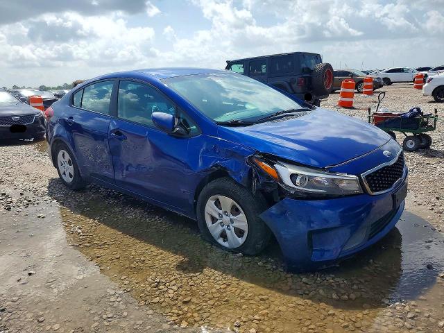 2017 Kia Forte მანქანა იყიდება აუქციონზე, vin: 3KPFK4A7XHE085536, აუქციონის ნომერი: 62423496