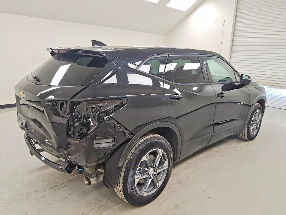Продажа на аукционе авто 2026 Chevrolet Blazer, vin: 3GNKBCR45TS153813, номер лота: 61582696