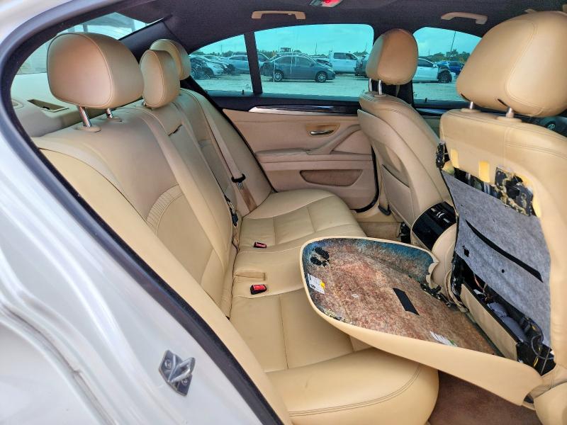 85459875 :رقم المزاد ، WBA5A5C55ED500756 vin ، 2014 Bmw 528 مزاد بيع