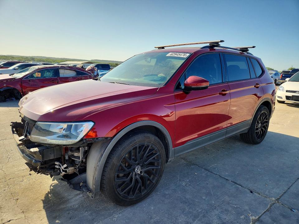2018 Volkswagen Tiguan მანქანა იყიდება აუქციონზე, vin: 3VV1B7AX3JM191903, აუქციონის ნომერი: 62945476