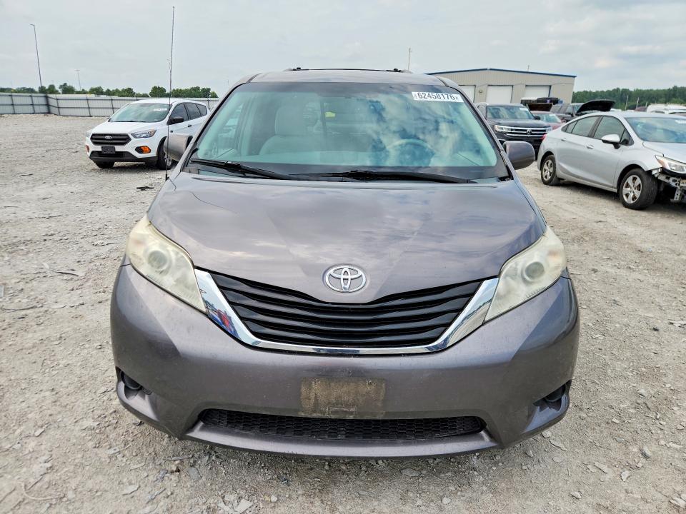 Продаж на аукціоні авто 2014 Toyota Sienna, vin: 5TDKK3DC2ES414569, номер лоту: 62458176