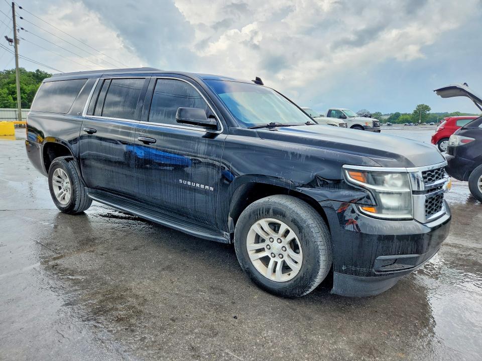 2017 Chevrolet Suburban მანქანა იყიდება აუქციონზე, vin: 1GNSKHKC7HR180830, აუქციონის ნომერი: 60260396