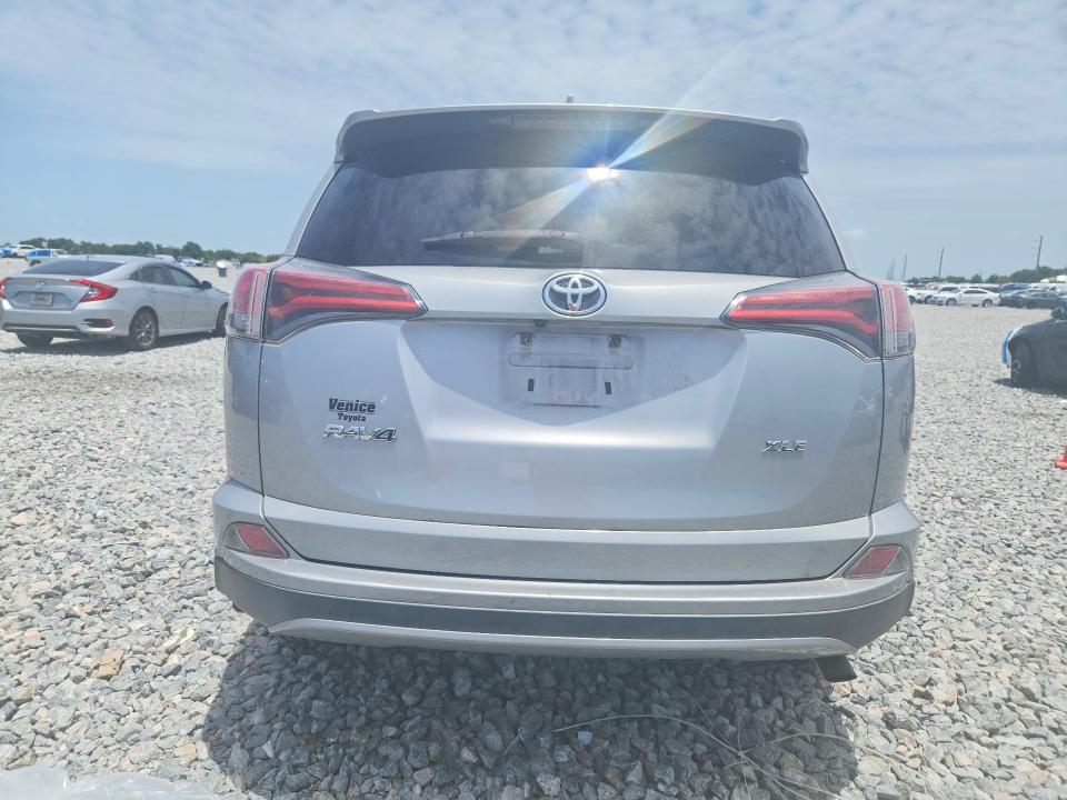 Продажа на аукционе авто 2018 Toyota Rav4, vin: 2T3WFREVXJW413297, номер лота: 60944906