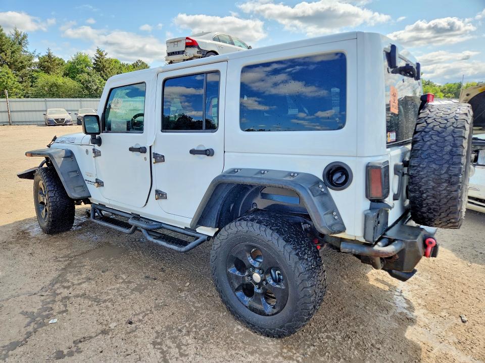 58576306 :رقم المزاد ، 1C4BJWEG0FL514470 vin ، 2015 Jeep Wrangler Unlimited مزاد بيع