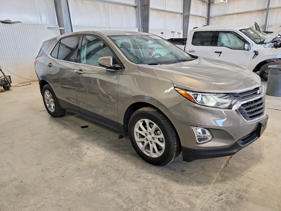 60423676 :رقم المزاد ، 3GNAXJEV8JS556634 vin ، 2018 Chevrolet Equinox مزاد بيع