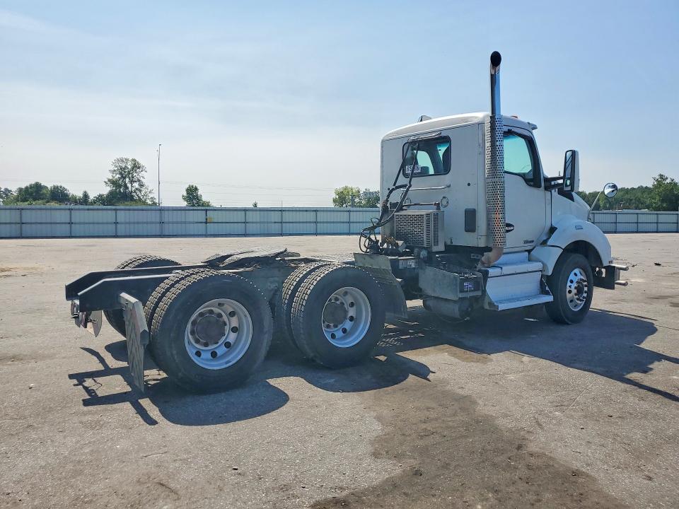 61510806 :رقم المزاد ، 1XKZDP9X6LJ396801 vin ، 2020 Kenworth Construction مزاد بيع