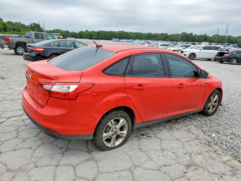 2013 Ford Focus მანქანა იყიდება აუქციონზე, vin: 1FADP3F28DL177204, აუქციონის ნომერი: 62519076