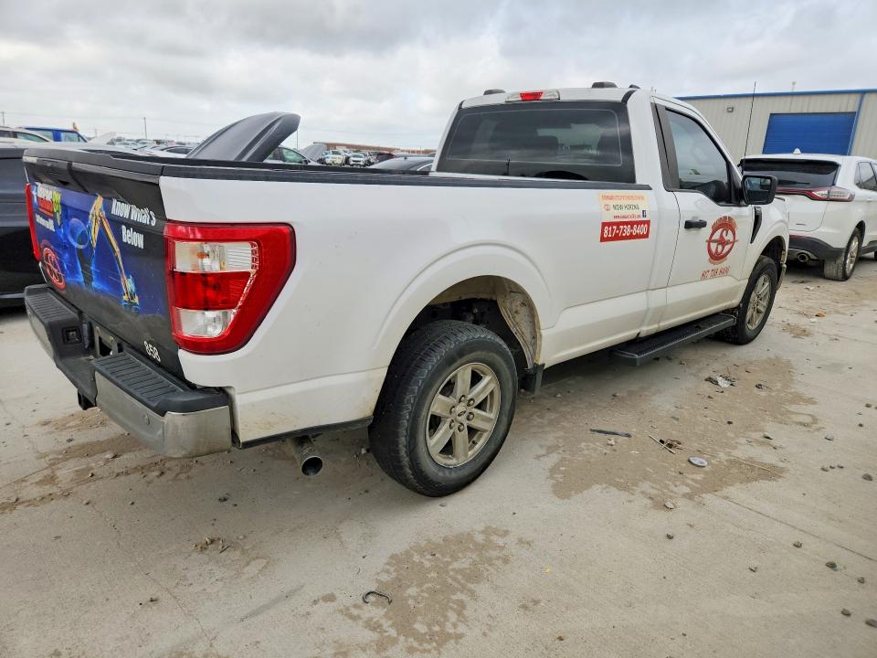 60737956 :رقم المزاد ، 1FTMF1C50MKE45362 vin ، 2021 Ford F150 مزاد بيع