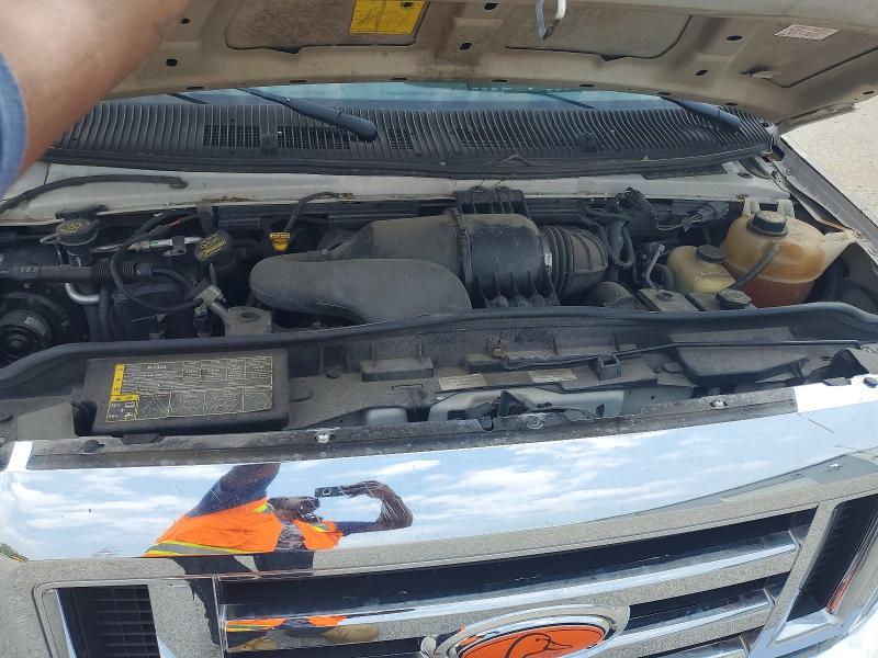 61335236 :رقم المزاد ، 1FDFE45S49DA18676 vin ، 2009 Ford Econoline مزاد بيع