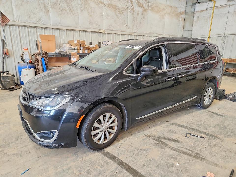 58395276 :رقم المزاد ، 2C4RC1BG1HR553644 vin ، 2017 Chrysler Pacifica مزاد بيع