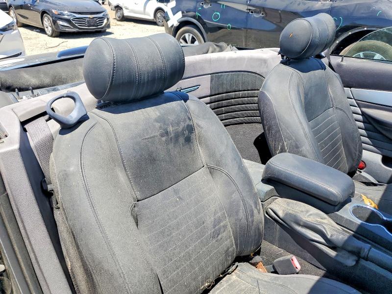 60503496 :رقم المزاد ، 1FAHP60A63Y112159 vin ، 2003 Ford Thunderbird مزاد بيع