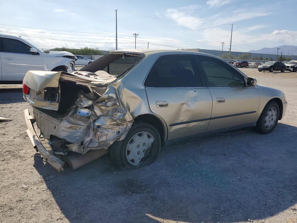 2000 Honda Accord მანქანა იყიდება აუქციონზე, vin: JHMCG665XYC002958, აუქციონის ნომერი: 61371886