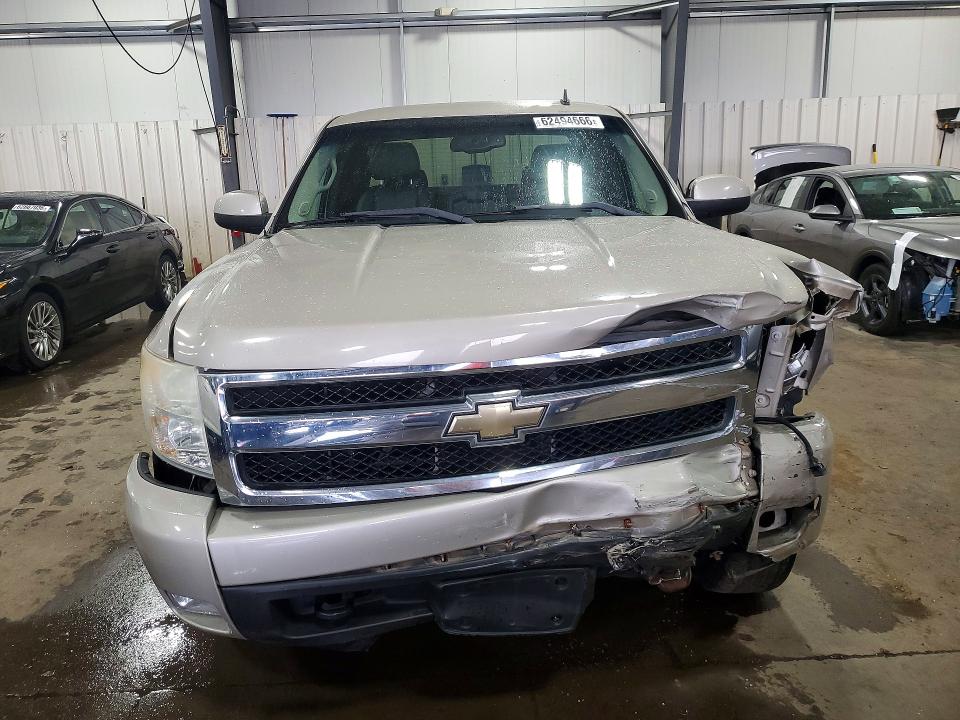 Продажа на аукционе авто 2008 Chevrolet Silverado, vin: 1GCEK19J98Z327909, номер лота: 62494666