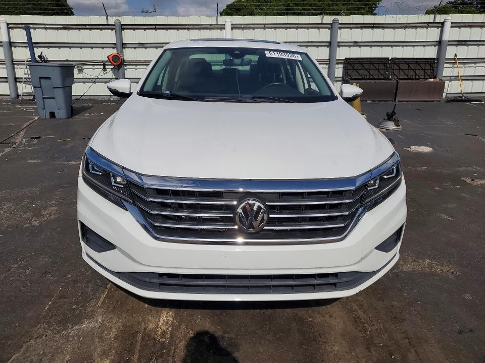 2020 Volkswagen Passat მანქანა იყიდება აუქციონზე, vin: 1VWWA7A3XLC011628, აუქციონის ნომერი: 61193936