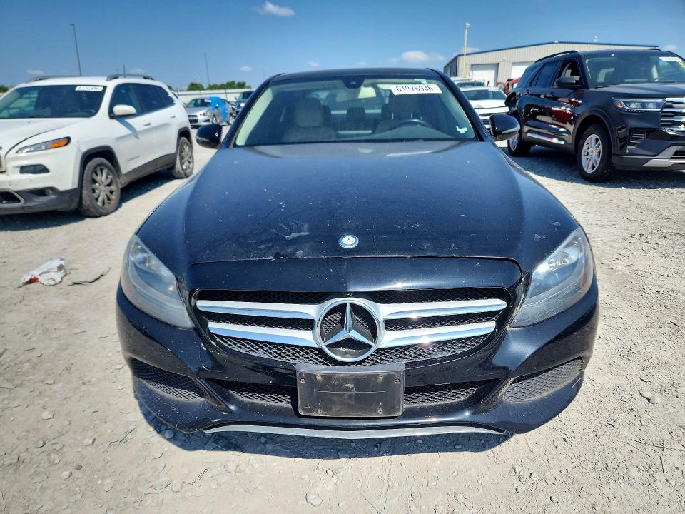 Продаж на аукціоні авто 2016 Mercedes-benz C, vin: 55SWF4KB1GU106840, номер лоту: 61978936