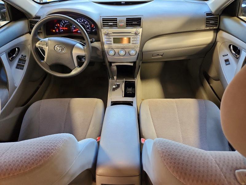 60964506 :رقم المزاد ، 4T4BF3EK0AR016827 vin ، 2010 Toyota Camry مزاد بيع