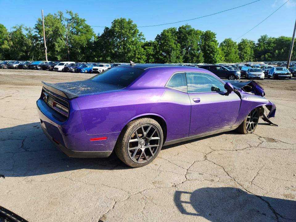 60275816 :رقم المزاد ، 2C3CDZBT7JH287982 vin ، 2018 Dodge Challenger مزاد بيع