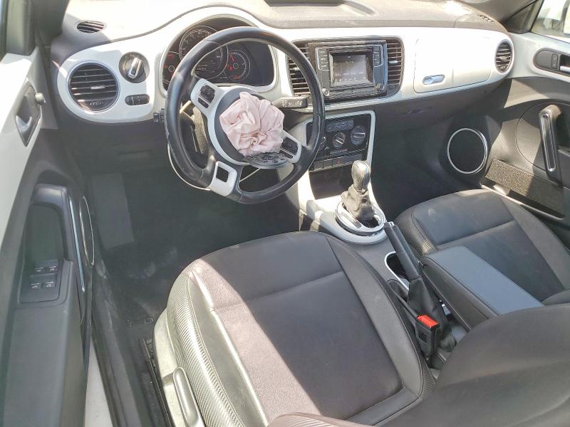 Продажа на аукционе авто 2017 Volkswagen Beetle, vin: 3VW517AT0HM813977, номер лота: 62652646