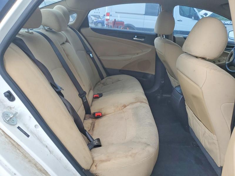 60879036 :رقم المزاد ، 5NPEB4AC6DH747031 vin ، 2013 Hyundai Sonata مزاد بيع