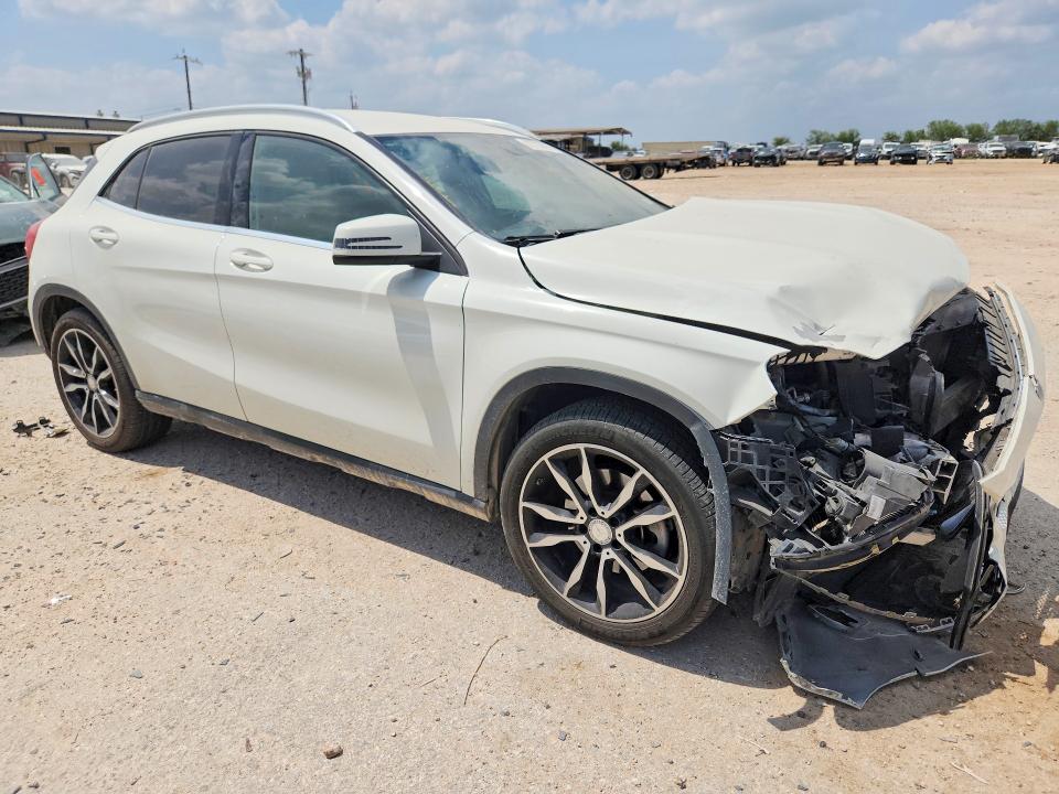 Продаж на аукціоні авто 2015 Mercedes-benz Gla, vin: WDCTG4EB2FJ144611, номер лоту: 62720896