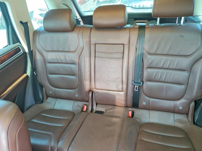 62204286 :رقم المزاد ، WVGEP9BP8DD011533 vin ، 2013 Volkswagen Touareg مزاد بيع