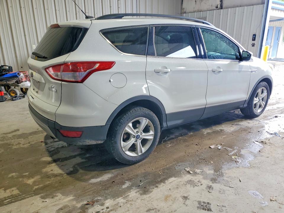 2016 Ford Escape მანქანა იყიდება აუქციონზე, vin: 1FMCU0GX3GUA19130, აუქციონის ნომერი: 60600046