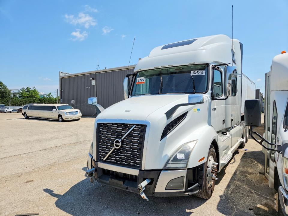 2019 Volvo Vnl მანქანა იყიდება აუქციონზე, vin: 4V4NC9EH7KN193192, აუქციონის ნომერი: 61545436