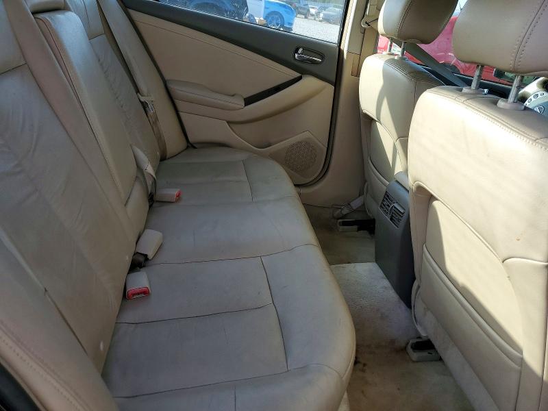 61335686 :رقم المزاد ، 1N4AL2AP8AN424992 vin ، 2010 Nissan Altima مزاد بيع