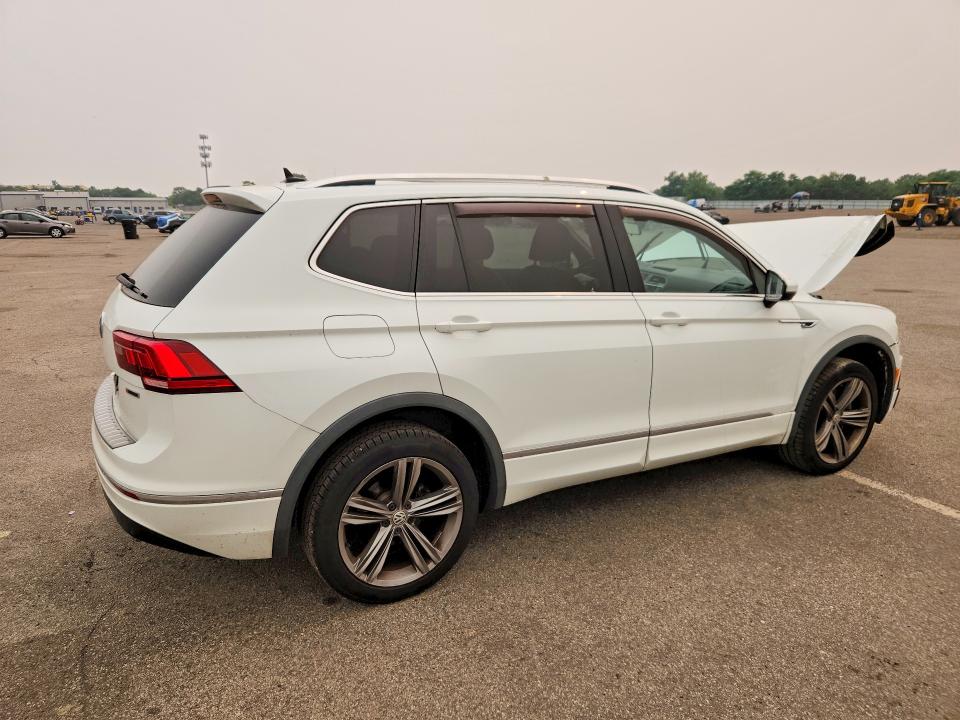60755906 :رقم المزاد ، 3VV2B7AX8KM015922 vin ، 2019 Volkswagen Tiguan مزاد بيع