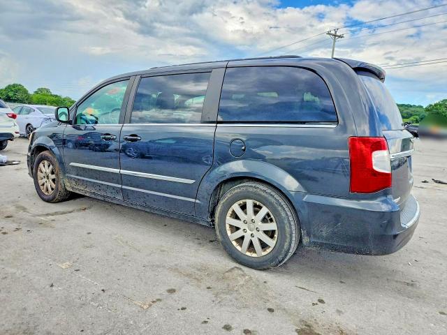 61071926 :رقم المزاد ، 2A4RR8DG0BR676230 vin ، 2011 Chrysler Town & Country مزاد بيع
