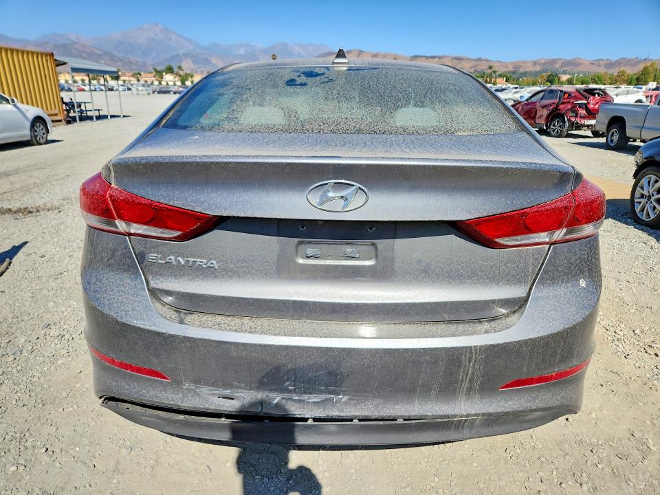 Продажа на аукционе авто 2018 Hyundai Elantra, vin: 5NPD84LF6JH260232, номер лота: 62944446
