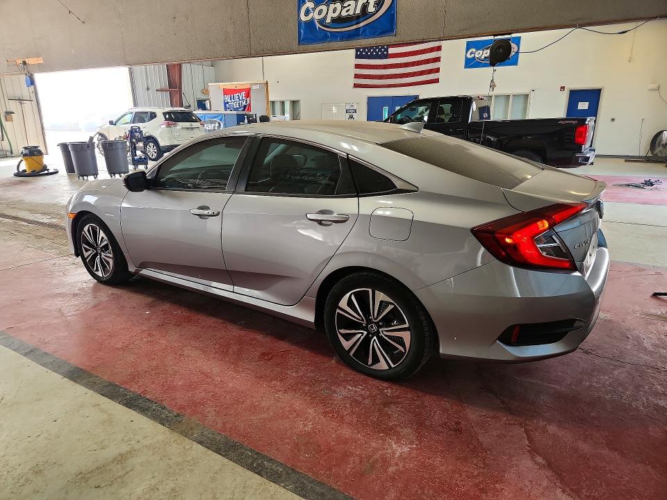 2016 Honda Civic მანქანა იყიდება აუქციონზე, vin: 2HGFC1F74GH635922, აუქციონის ნომერი: 60360326