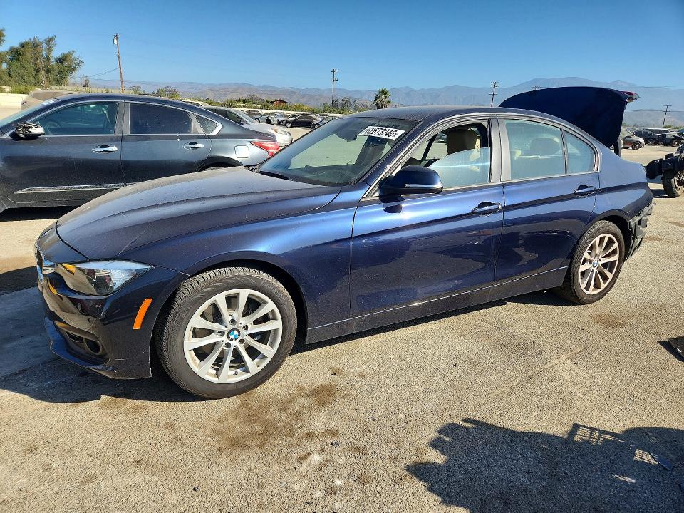 62673246 :رقم المزاد ، WBA8E1G3XHNU18751 vin ، 2017 Bmw 320 مزاد بيع