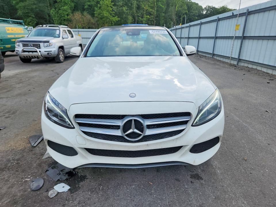 62490256 :رقم المزاد ، 55SWF4KB5GU115055 vin ، 2016 Mercedes-benz C مزاد بيع