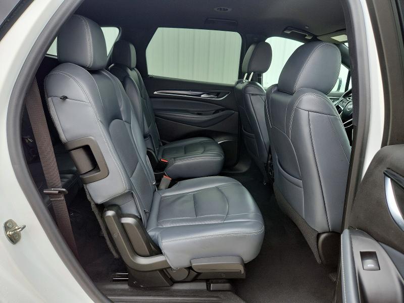 2022 Buick Enclave მანქანა იყიდება აუქციონზე, vin: 5GAEVBKW8NJ133113, აუქციონის ნომერი: 61686106