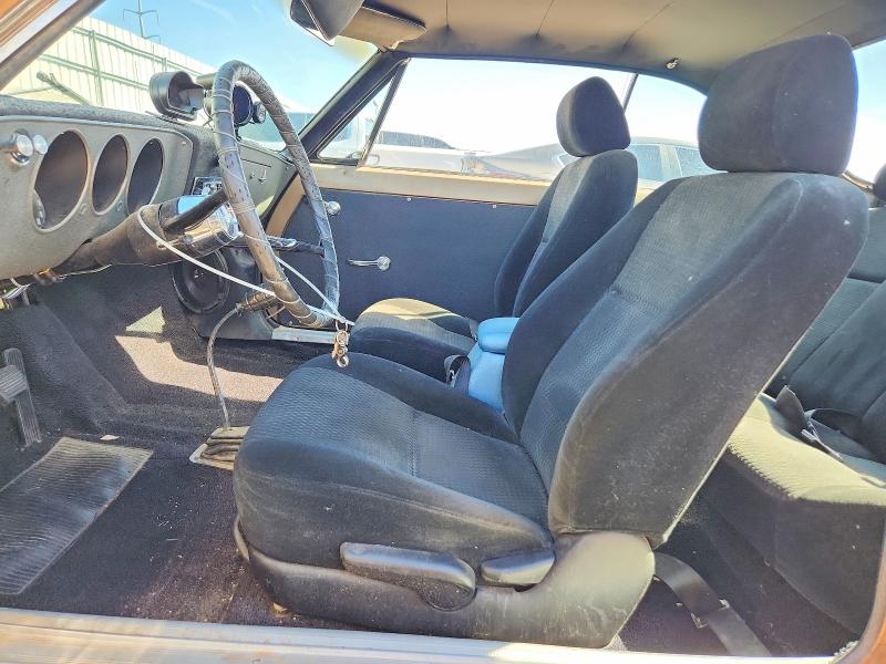 63239586 :رقم المزاد ، 105375L111943 vin ، 1965 Chevrolet Corvair Pu مزاد بيع