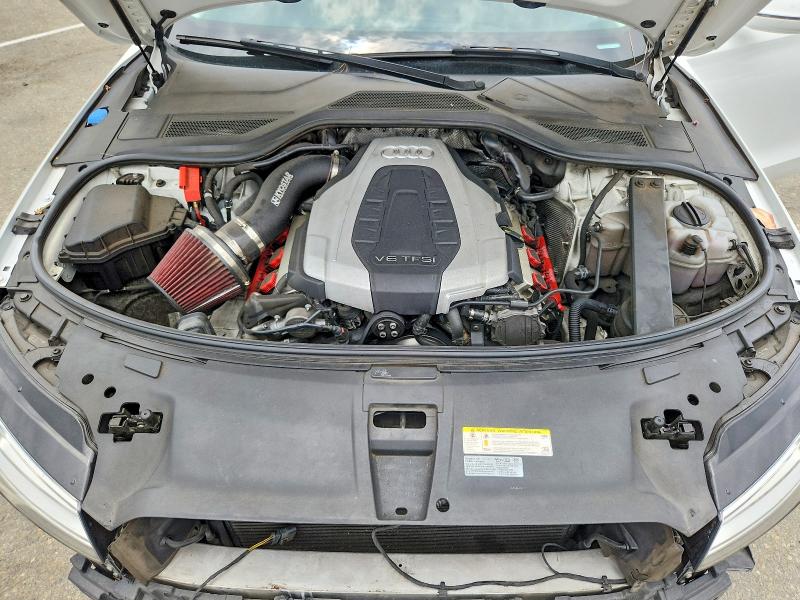2015 Audi A8 მანქანა იყიდება აუქციონზე, vin: WAUJGAFD3FN037861, აუქციონის ნომერი: 61614156